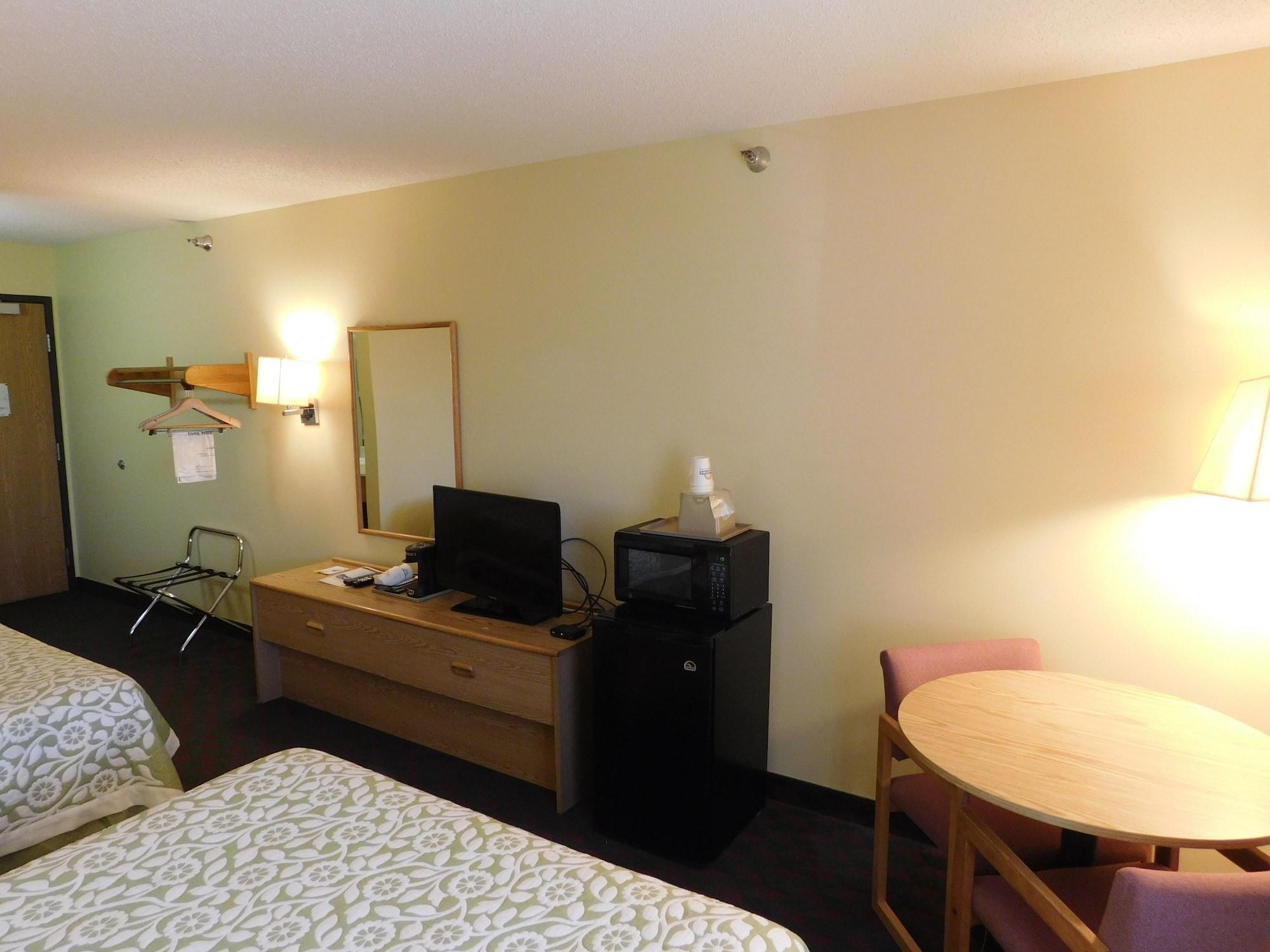 Days Inn By Wyndham Lexington Ne Εξωτερικό φωτογραφία