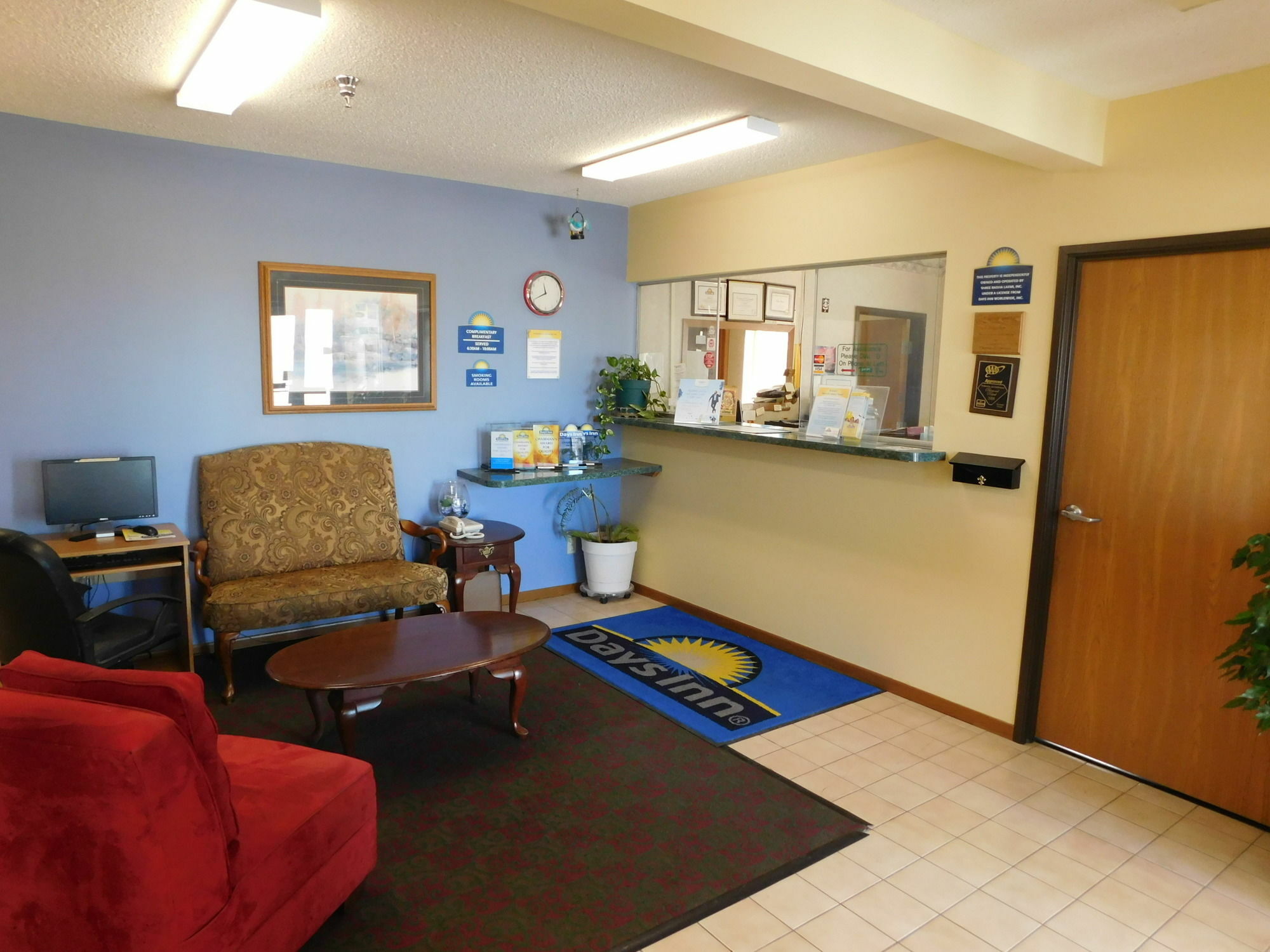 Days Inn By Wyndham Lexington Ne Εξωτερικό φωτογραφία